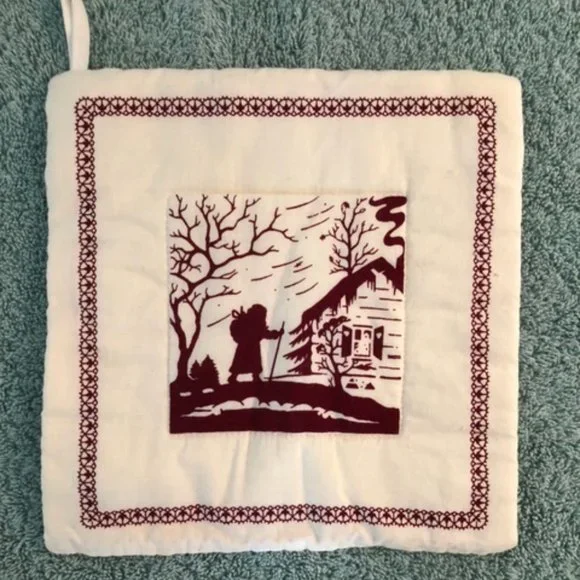5 Different Winter Themed Pot Holders - Picture 2 of 11